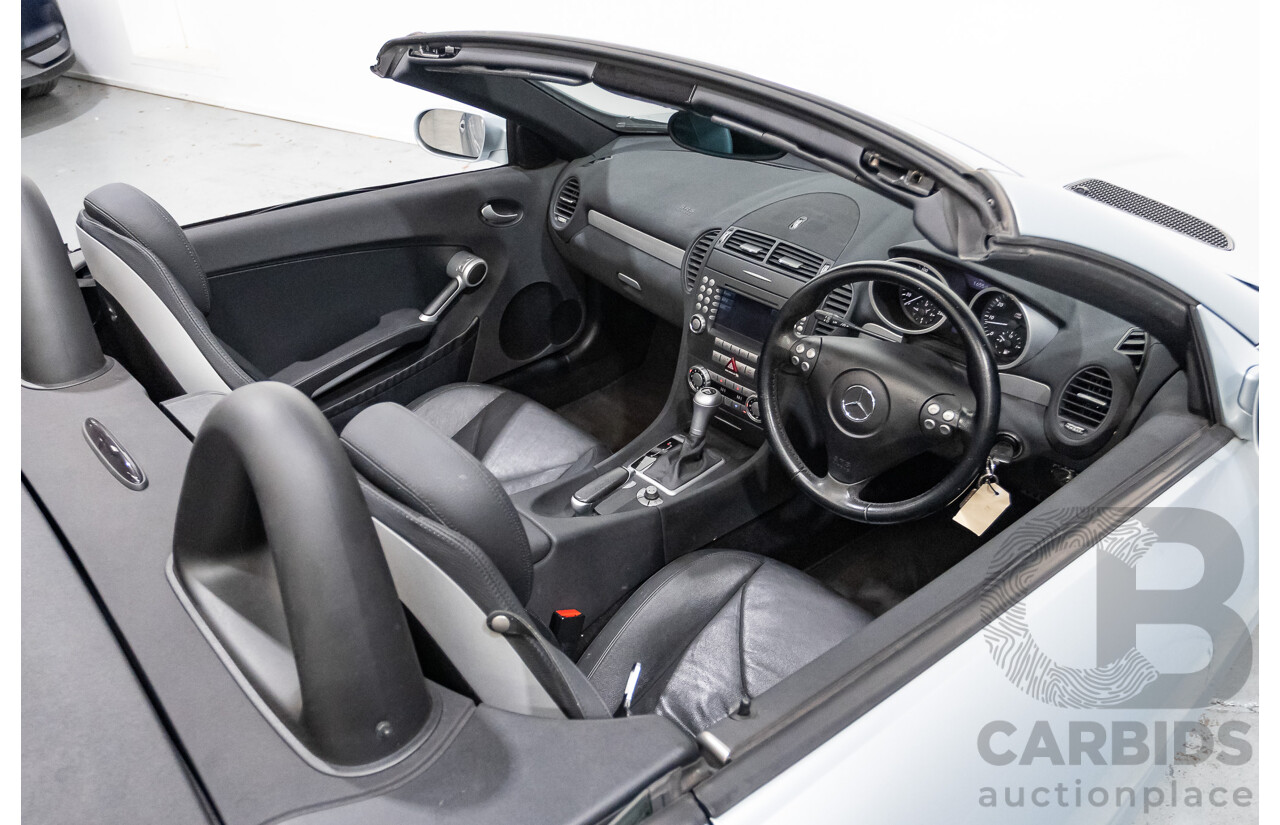 12/2004 Mercedes-Benz SLK350 R171 2d Convertible Tellurium Silver Metallic V6 3.5L