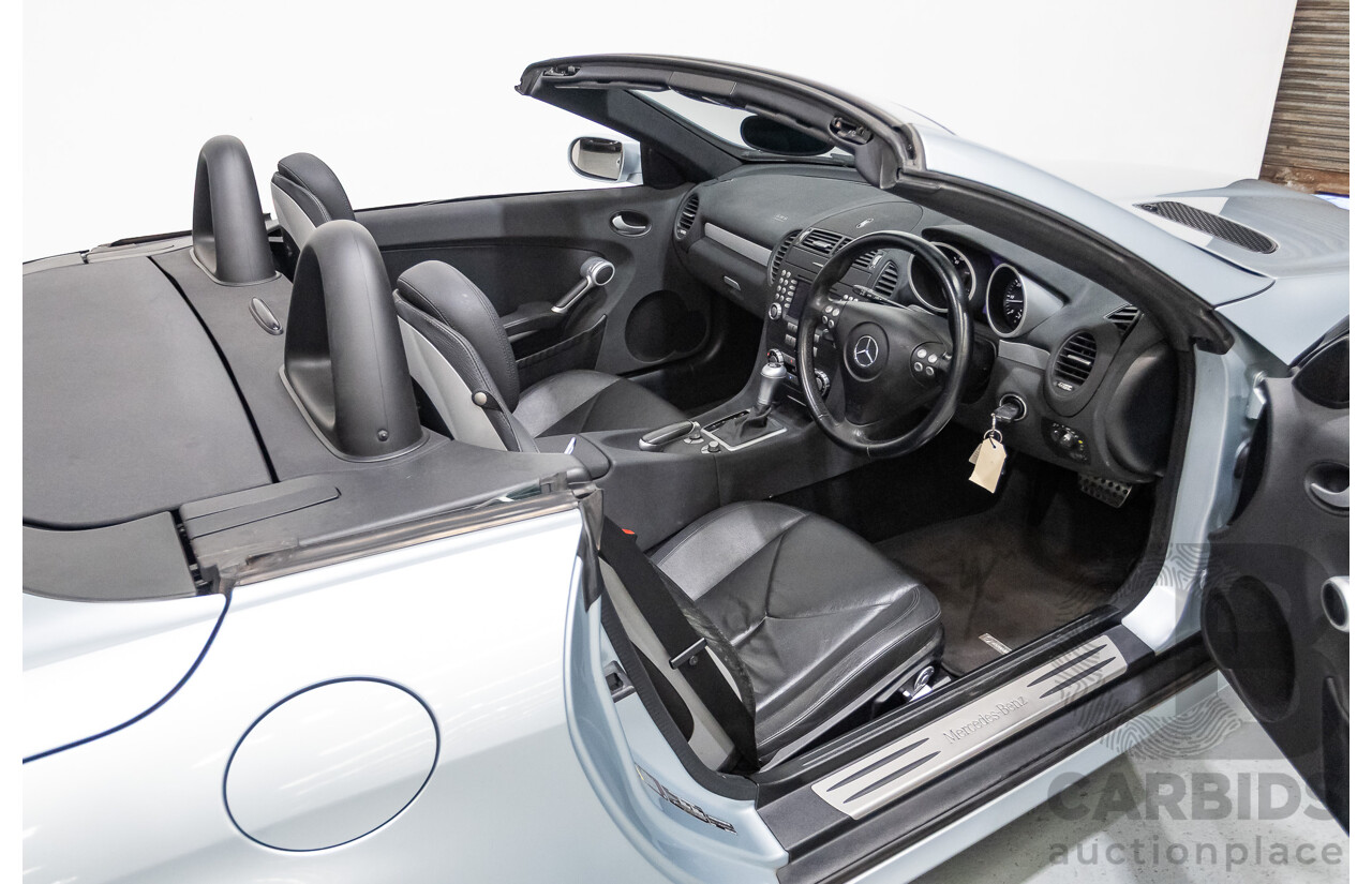 12/2004 Mercedes-Benz SLK350 R171 2d Convertible Tellurium Silver Metallic V6 3.5L