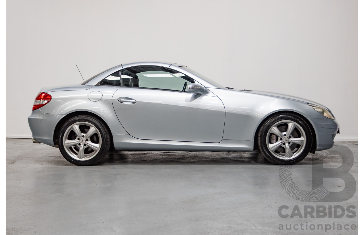 12/2004 Mercedes-Benz SLK350 R171 2d Convertible Tellurium Silver Metallic V6 3.5L