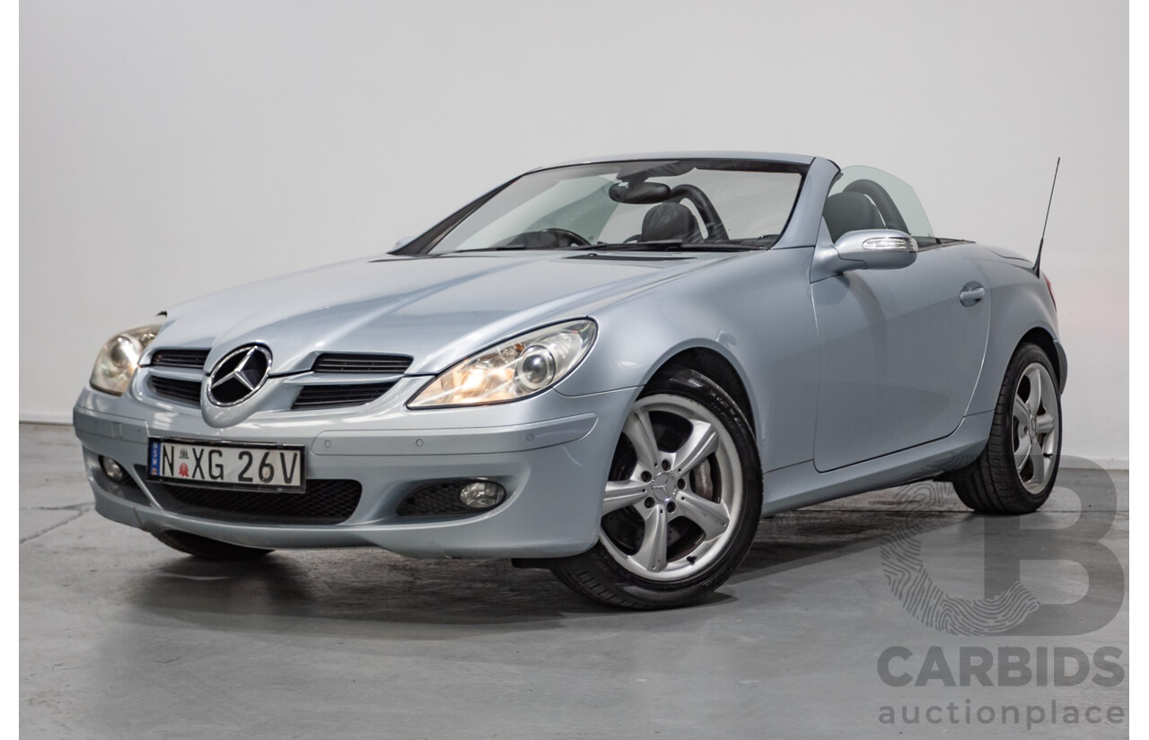 12/2004 Mercedes-Benz SLK350 R171 2d Convertible Tellurium Silver Metallic V6 3.5L