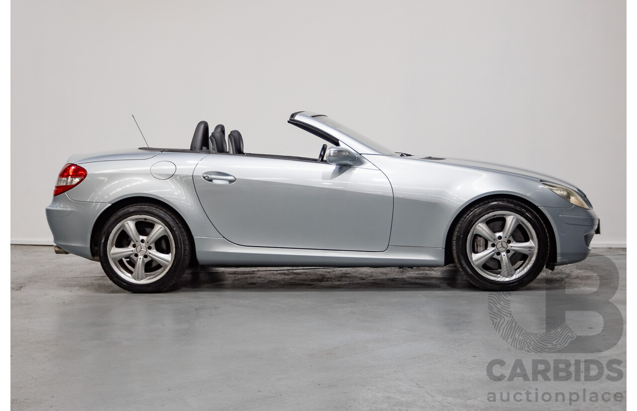 12/2004 Mercedes-Benz SLK350 R171 2d Convertible Tellurium Silver Metallic V6 3.5L