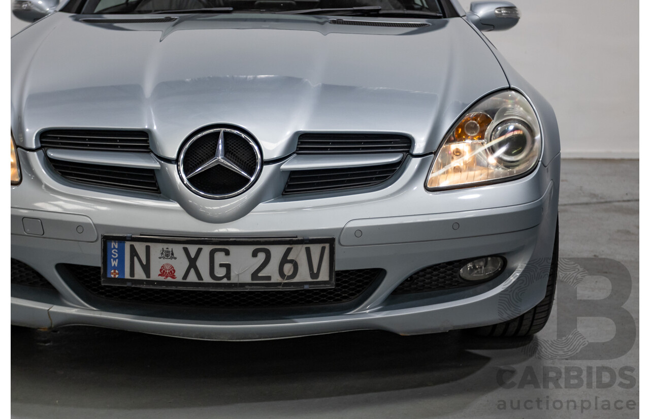 12/2004 Mercedes-Benz SLK350 R171 2d Convertible Tellurium Silver Metallic V6 3.5L