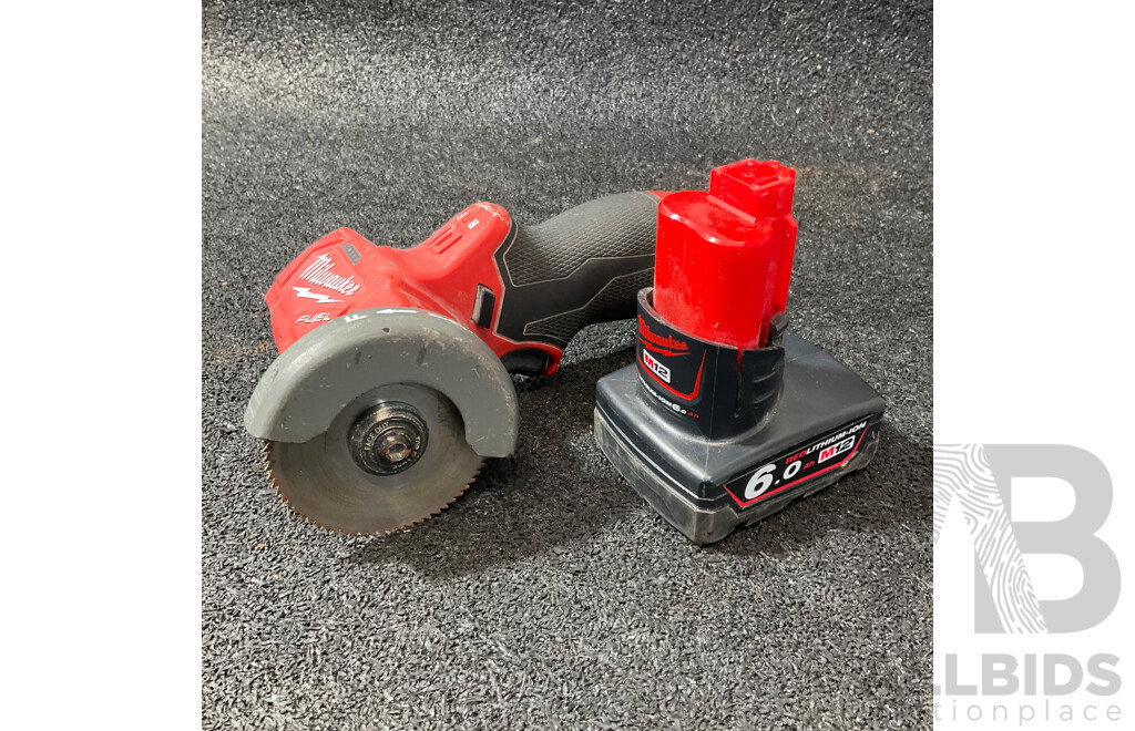 MILWAUKEE M12 FUEL Compact Cut Off Saw with 6.0Ah Battery