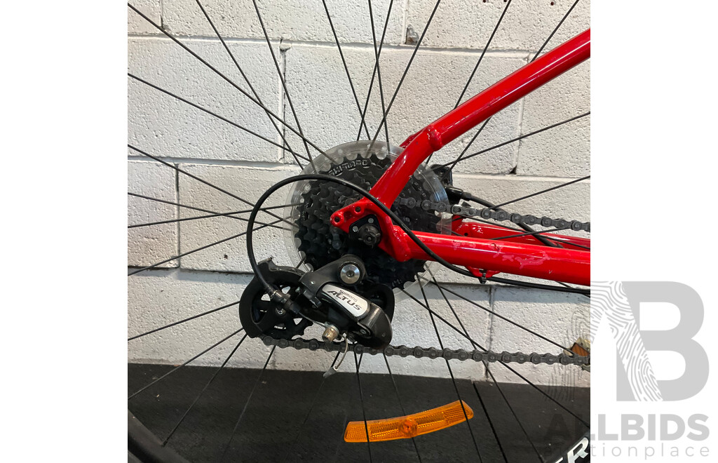 RTV - Trek Marlin 6 Mountain Bike