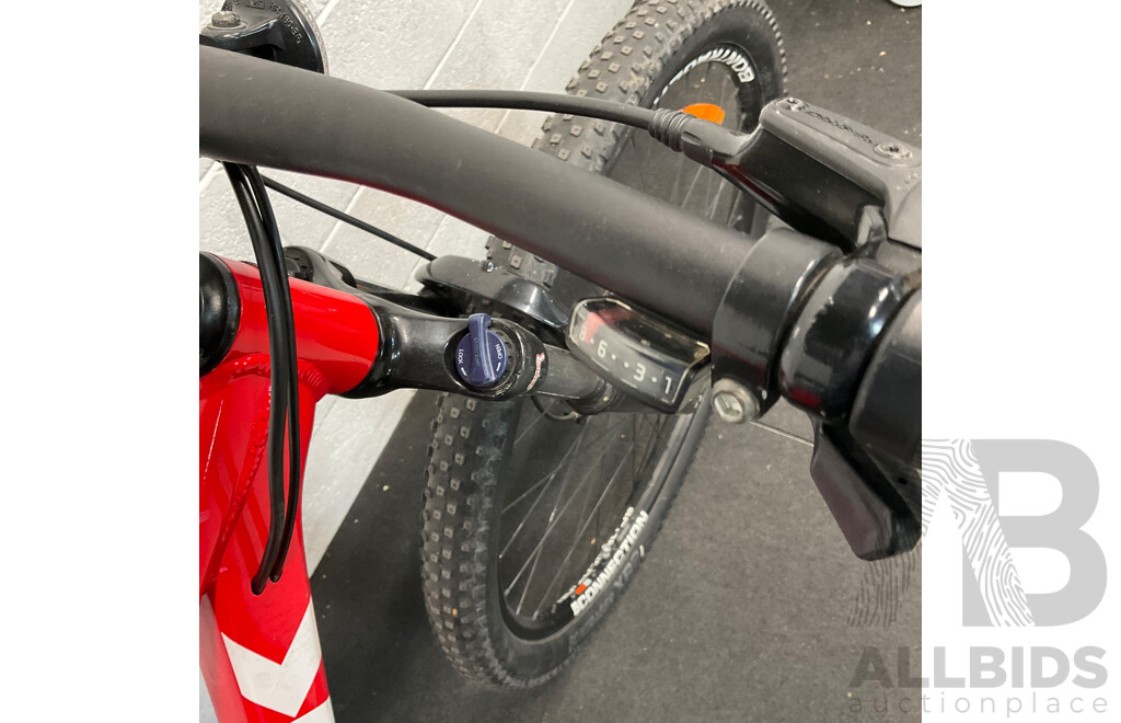 RTV - Trek Marlin 6 Mountain Bike