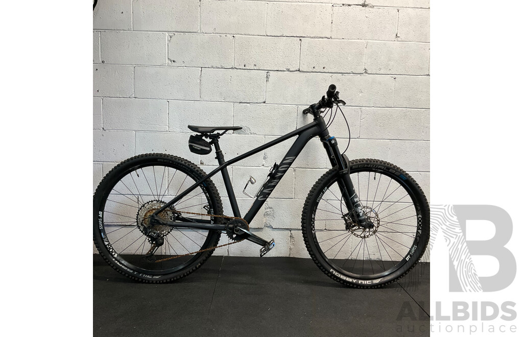 Garnd Canyon Hardtail Mountain Bike