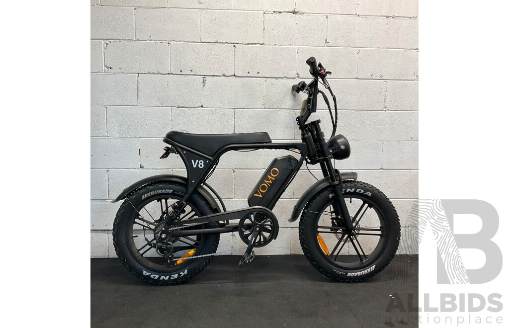 VOMO V8 Fat Tyre Electric Bike
