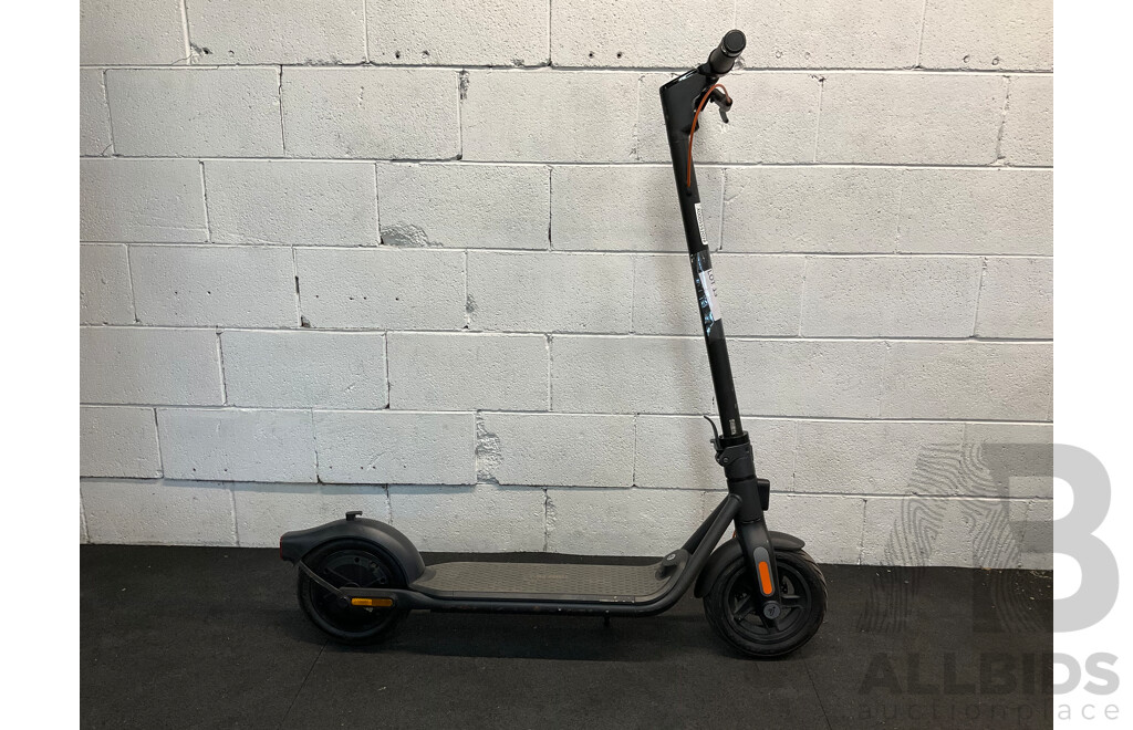 SEGWAY-NINEBOT F-Series Electric Scooter