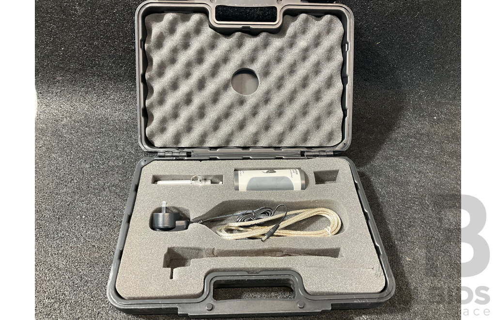 DIGITECH (QM1592) Sound Level Calibrator