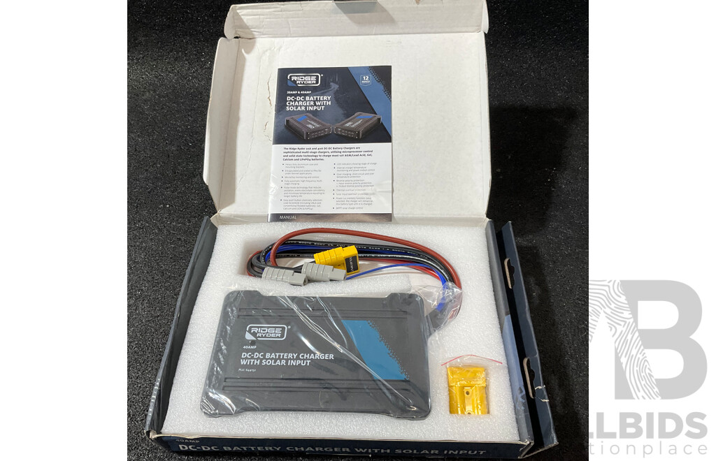 RIDGE RYDER 40 Amp DC-DC Battery Charger (Solar Capable), DREMEL 8220 Rotary Tool Including Items