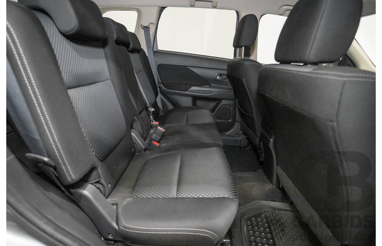 2/2016 Mitsubishi Outlander XLS (4x4) ZK MY16 4d Wagon Titanium Grey Metallic Turbo Diesel 2.3L - 7 Seater
