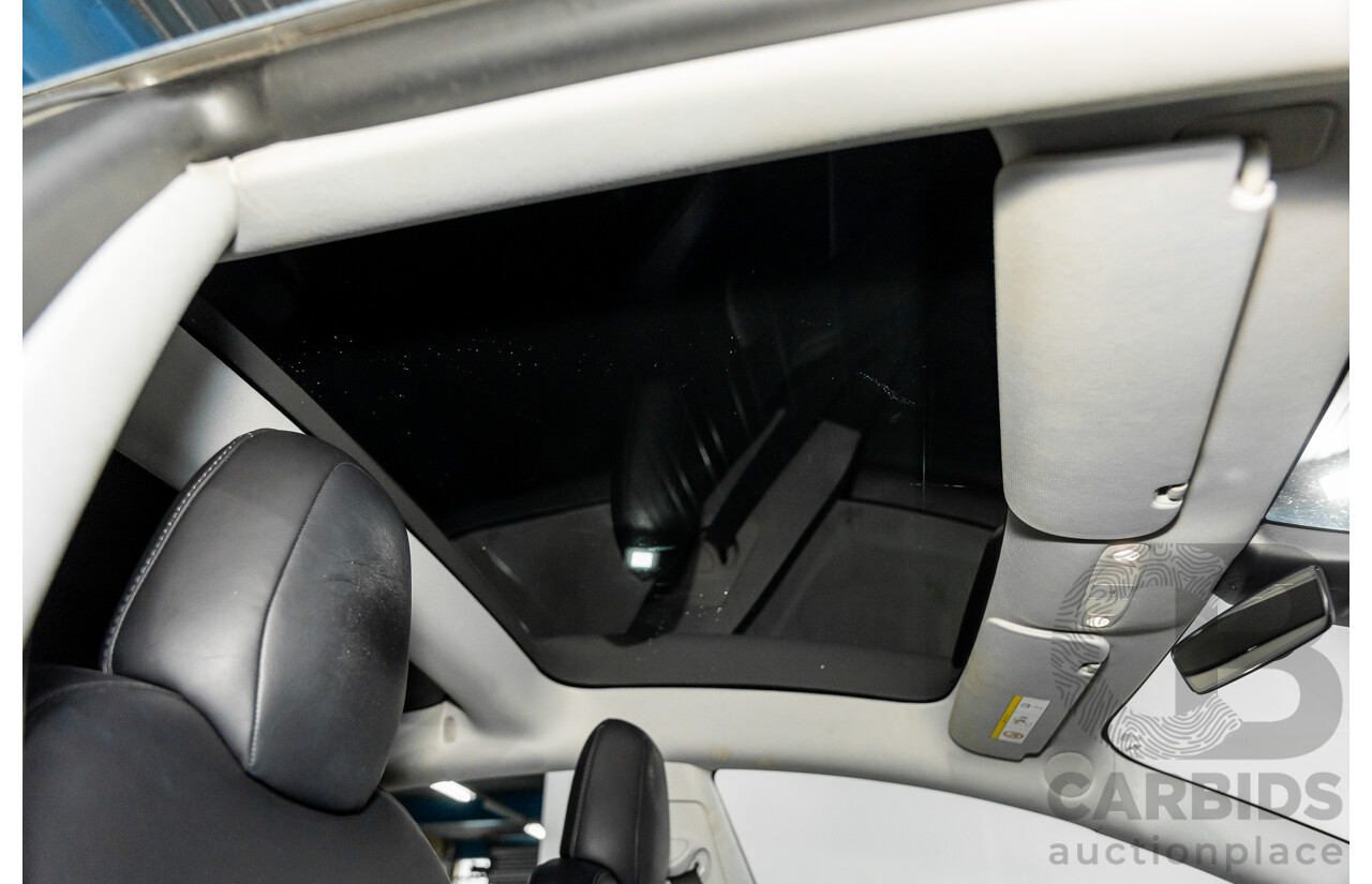 10/2019 Tesla Model 3 Perfomance AWD MY19 Update 5d Sedan Midnight Grey Metallic