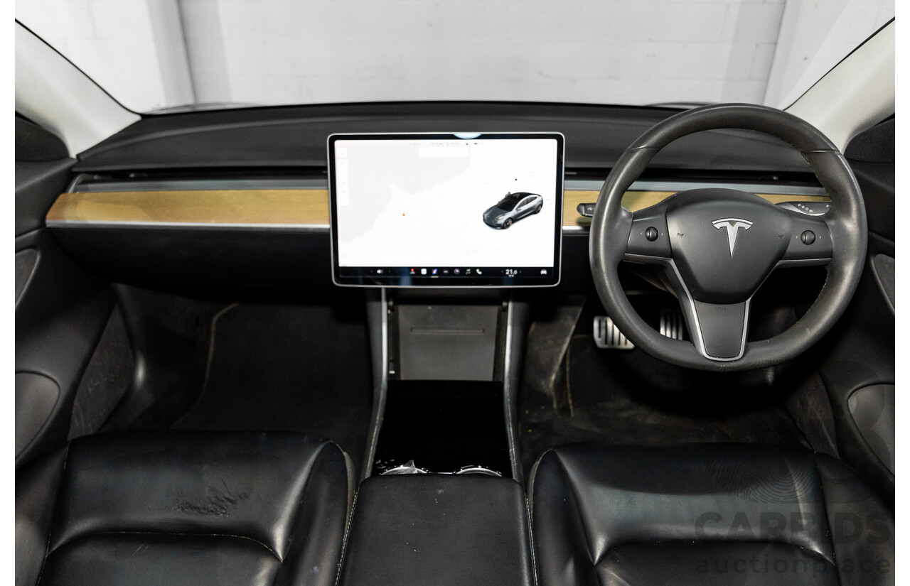 10/2019 Tesla Model 3 Perfomance AWD MY19 Update 5d Sedan Midnight Grey Metallic