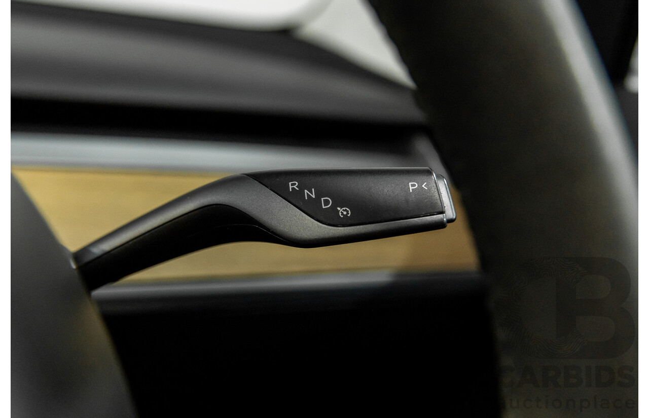 10/2019 Tesla Model 3 Perfomance AWD MY19 Update 5d Sedan Midnight Grey Metallic