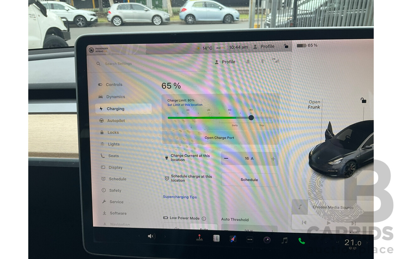 10/2019 Tesla Model 3 Perfomance AWD MY19 Update 5d Sedan Midnight Grey Metallic