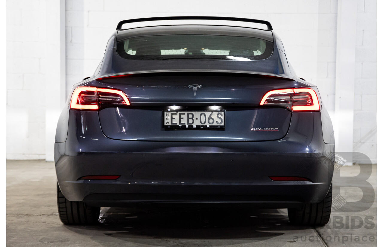 10/2019 Tesla Model 3 Perfomance AWD MY19 Update 5d Sedan Midnight Grey Metallic