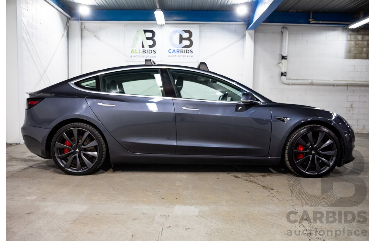 10/2019 Tesla Model 3 Perfomance AWD MY19 Update 5d Sedan Midnight Grey Metallic