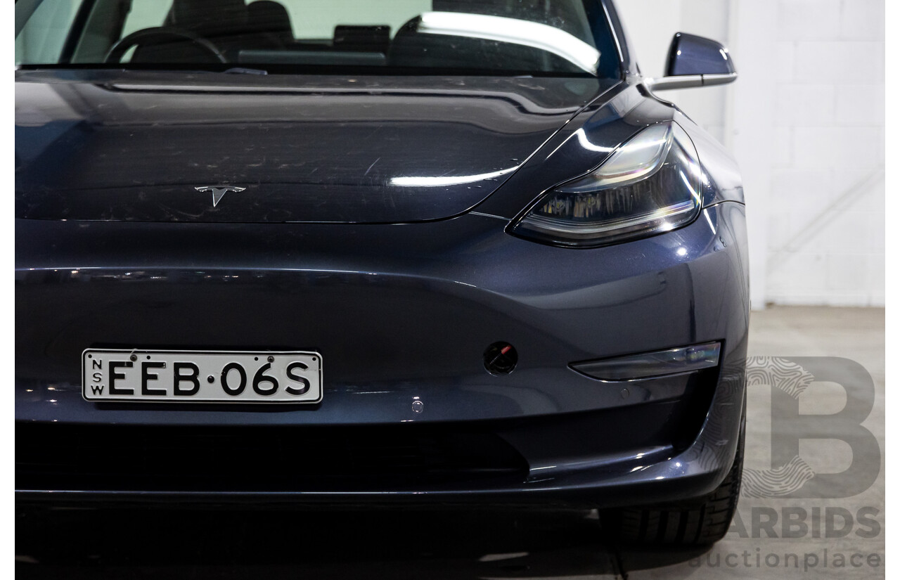 10/2019 Tesla Model 3 Perfomance AWD MY19 Update 5d Sedan Midnight Grey Metallic