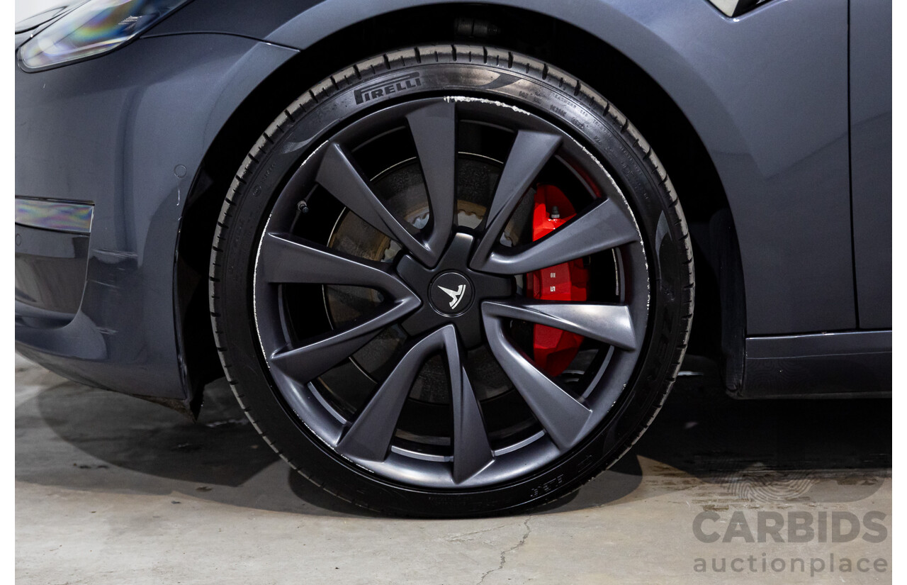 10/2019 Tesla Model 3 Perfomance AWD MY19 Update 5d Sedan Midnight Grey Metallic