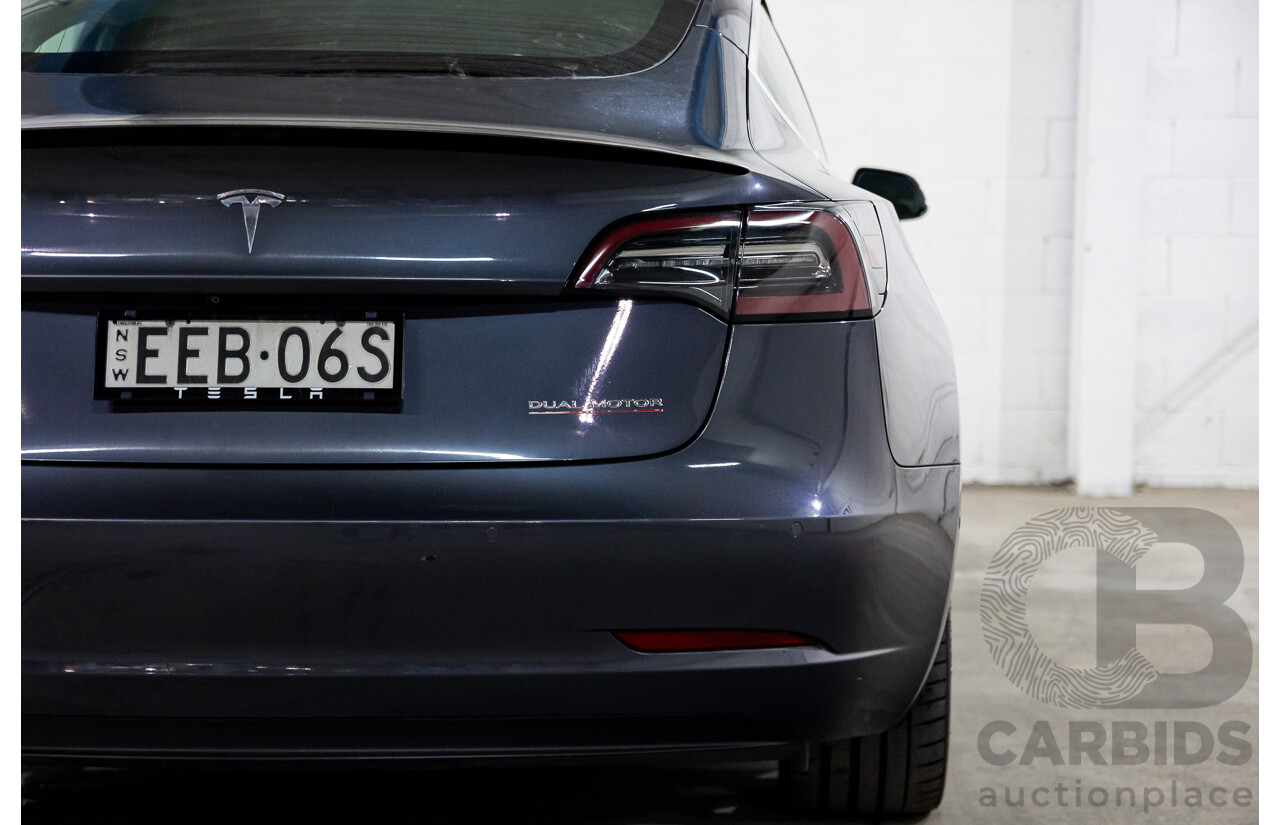 10/2019 Tesla Model 3 Perfomance AWD MY19 Update 5d Sedan Midnight Grey Metallic