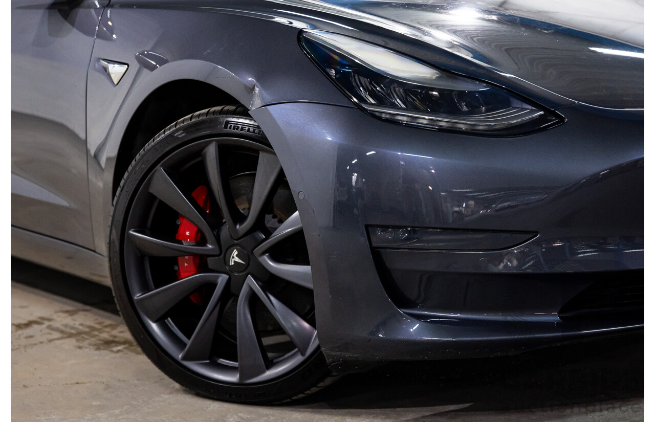 10/2019 Tesla Model 3 Perfomance AWD MY19 Update 5d Sedan Midnight Grey Metallic