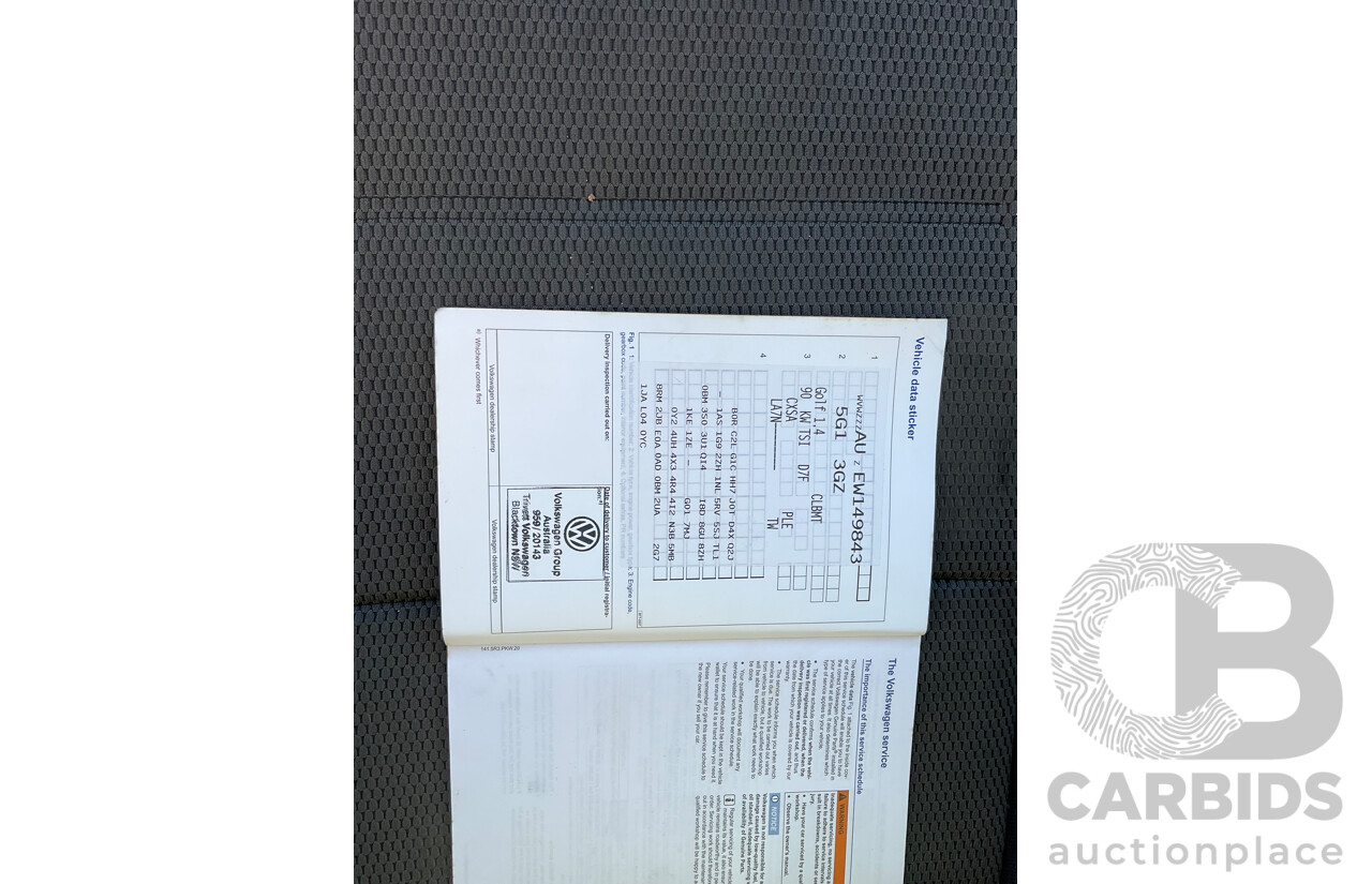 12/2013 Volkswagen Golf 90 TSI Comfortline AU MY14 5D Hatchback Grey Turbo 1.4L