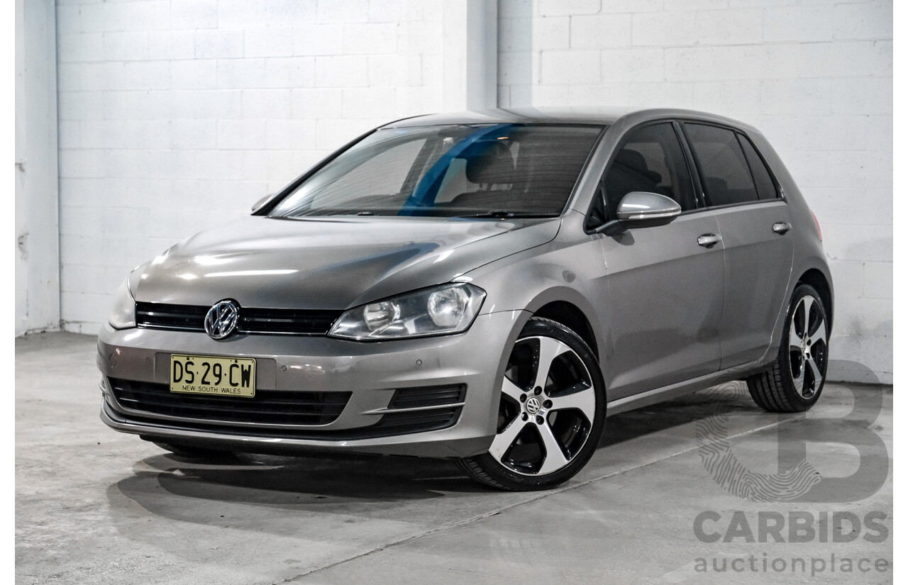 12/2013 Volkswagen Golf 90 TSI Comfortline AU MY14 5D Hatchback Grey Turbo 1.4L