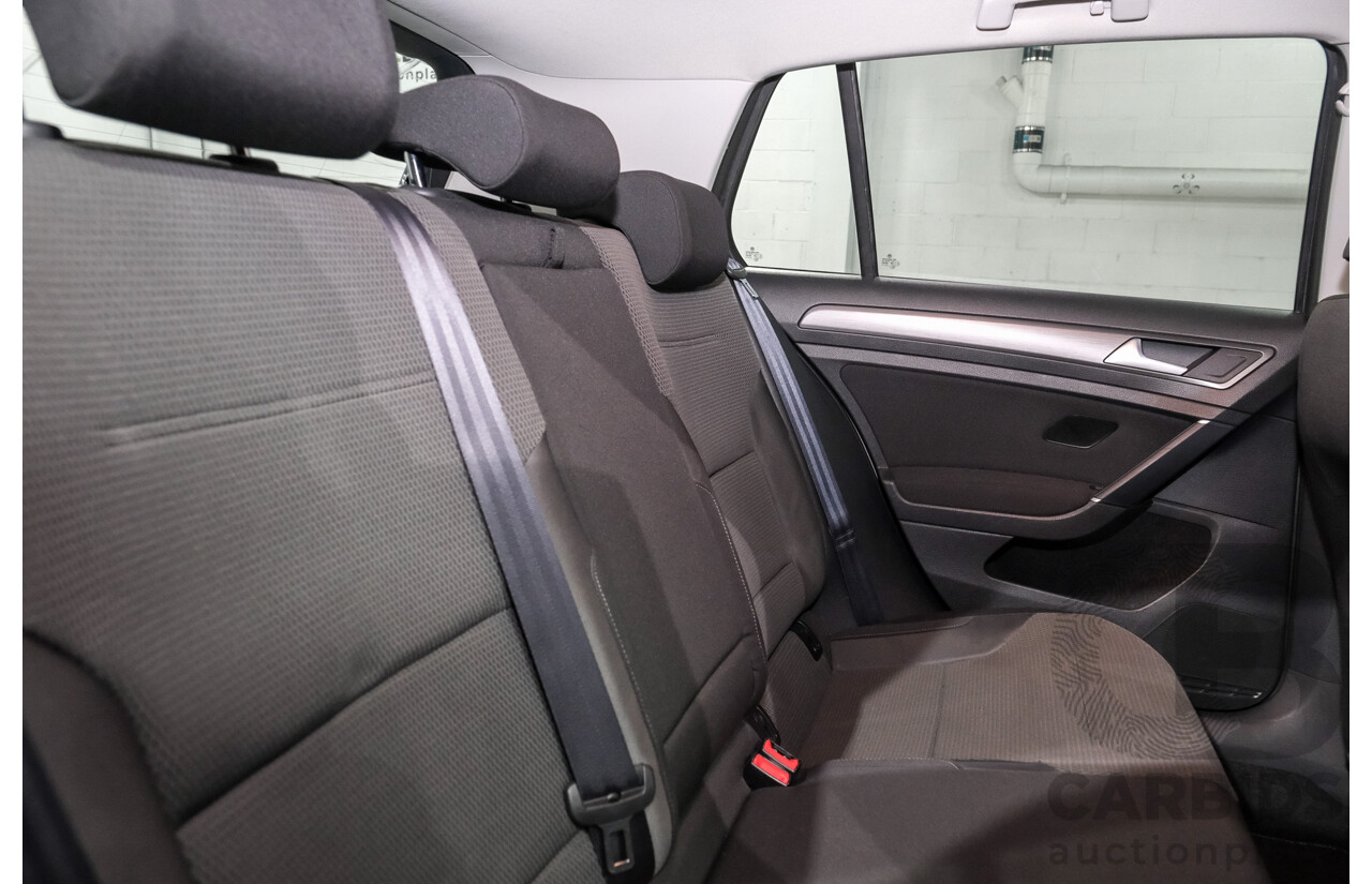 12/2013 Volkswagen Golf 90 TSI Comfortline AU MY14 5D Hatchback Grey Turbo 1.4L