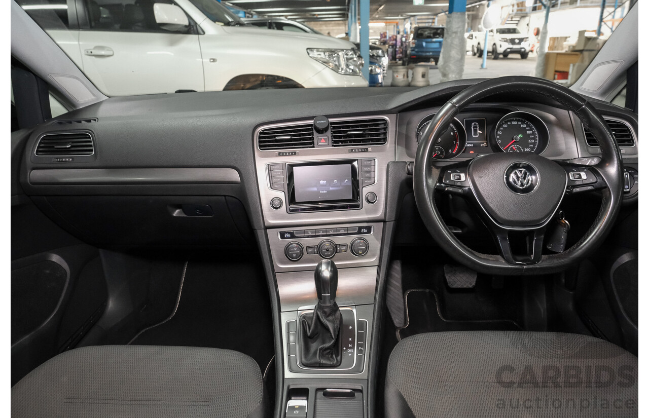 12/2013 Volkswagen Golf 90 TSI Comfortline AU MY14 5D Hatchback Grey Turbo 1.4L