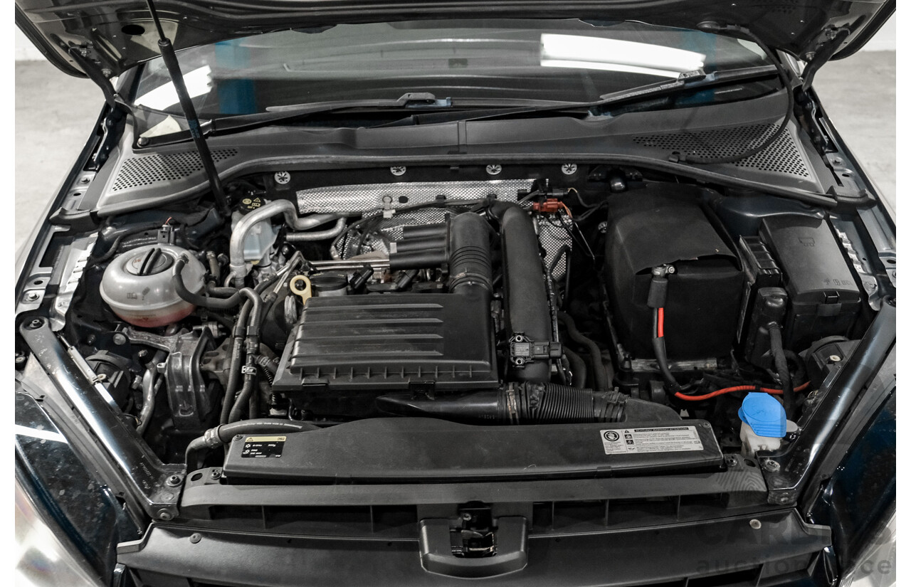 12/2013 Volkswagen Golf 90 TSI Comfortline AU MY14 5D Hatchback Grey Turbo 1.4L