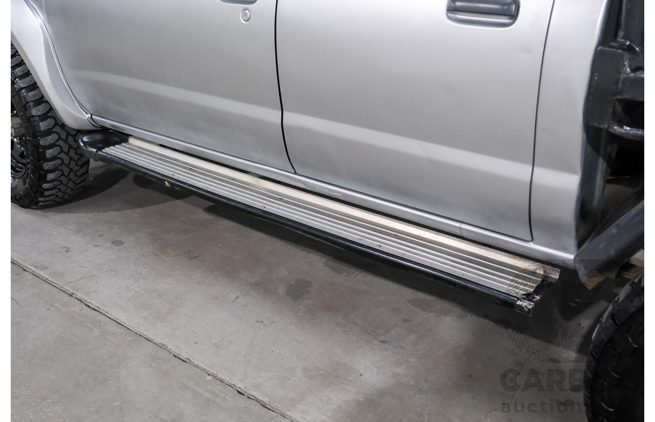 02/2012 Nissan Navara ST-R Special Edition (4x4) D22 Series 5 Dual Cab P/Up Silver 2.5L