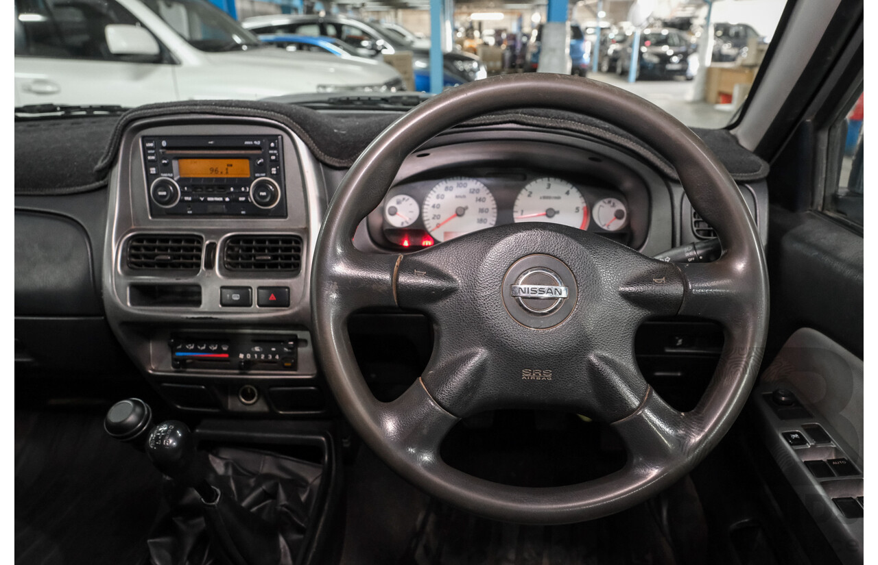 02/2012 Nissan Navara ST-R Special Edition (4x4) D22 Series 5 Dual Cab P/Up Silver 2.5L