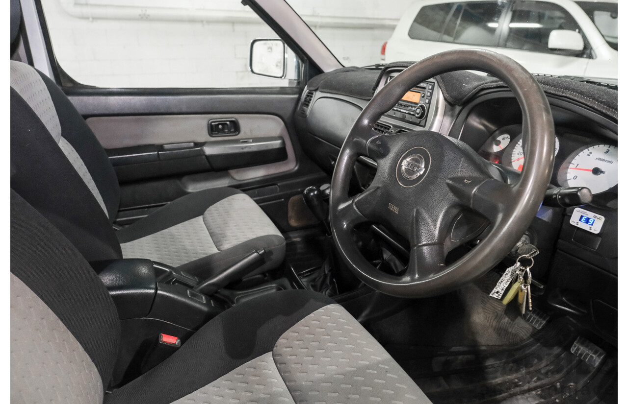 02/2012 Nissan Navara ST-R Special Edition (4x4) D22 Series 5 Dual Cab P/Up Silver 2.5L