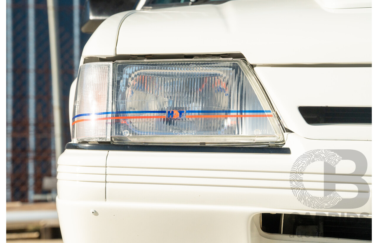 10/1984 Holden VK Commodore SL (134 Package) Group 3 Tribute 4d Sedan Alpine White V8 5.0L - Modified