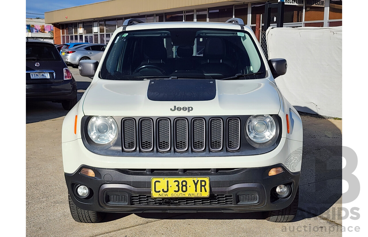 01/2016 Jeep Renegade Trailhawk BU 4d Wagon White 2.4L