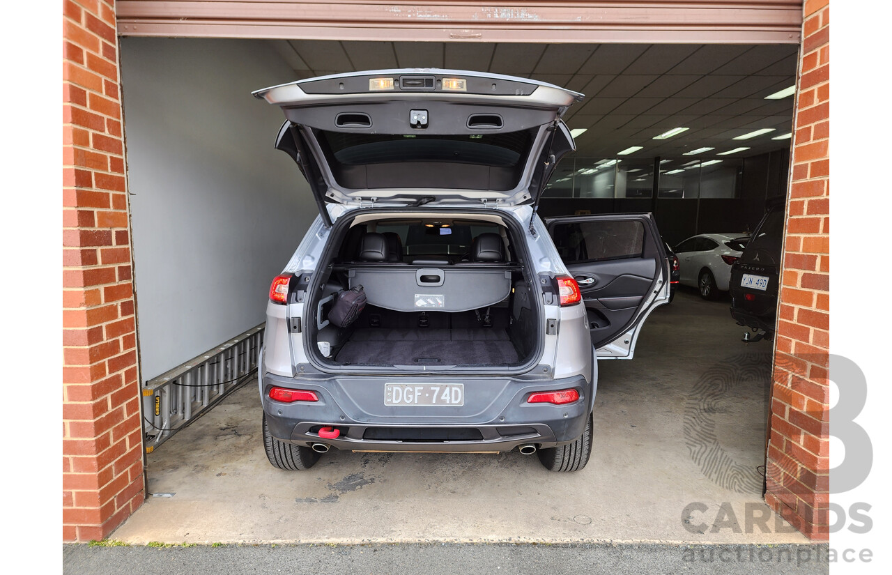 08/2014 Jeep Cherokee Trailhawk (4x4) KL 4D Wagon Billet Silver Metallic 3.2L