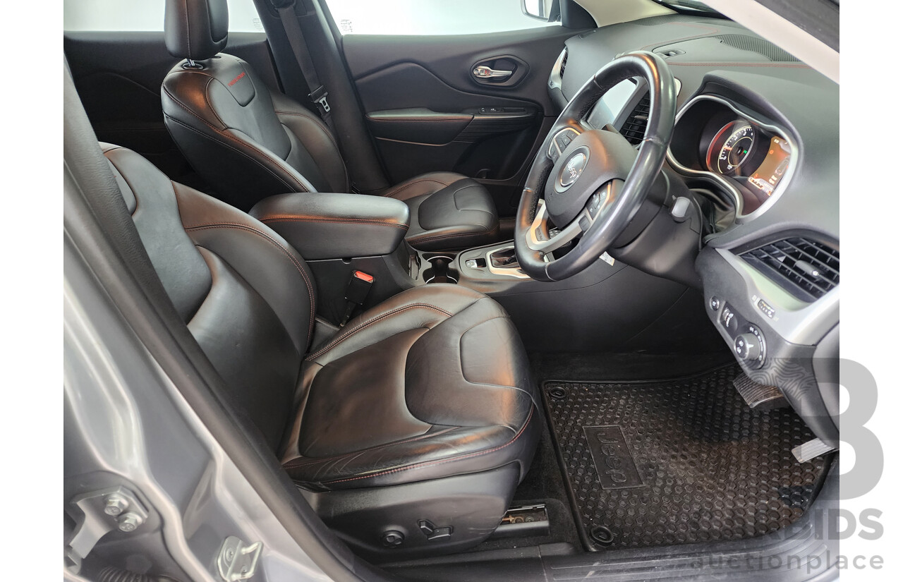 08/2014 Jeep Cherokee Trailhawk (4x4) KL 4D Wagon Billet Silver Metallic 3.2L