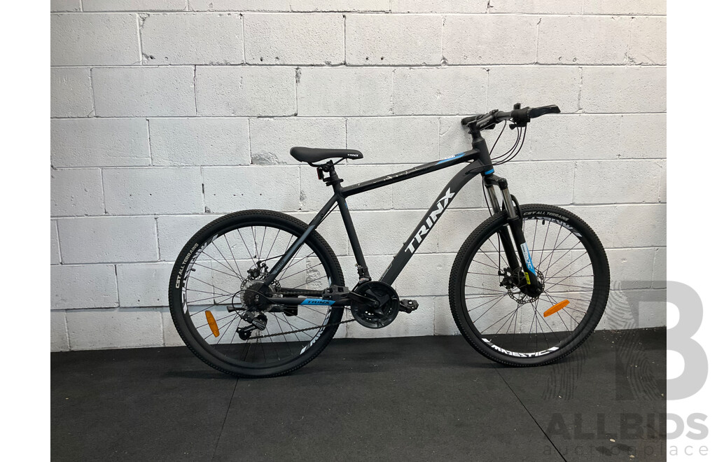 TRINX Mountain Bike