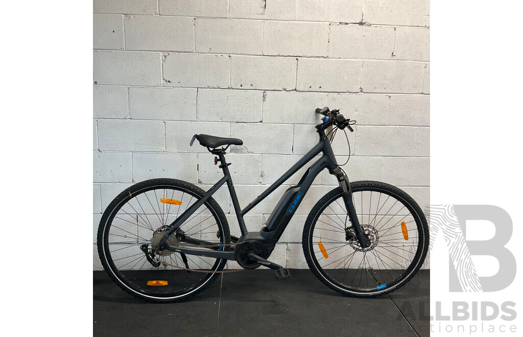 CUBE Nature HYbrid Electric Mountain Bike