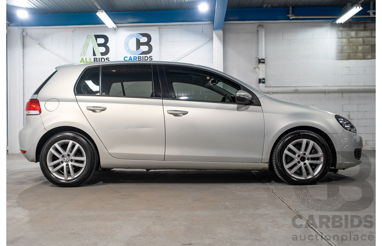 10/2009 Volkswagen Golf 118 TSI Comfortline 1K MY10 5D Hatchback Silver Twincharged 1.4L