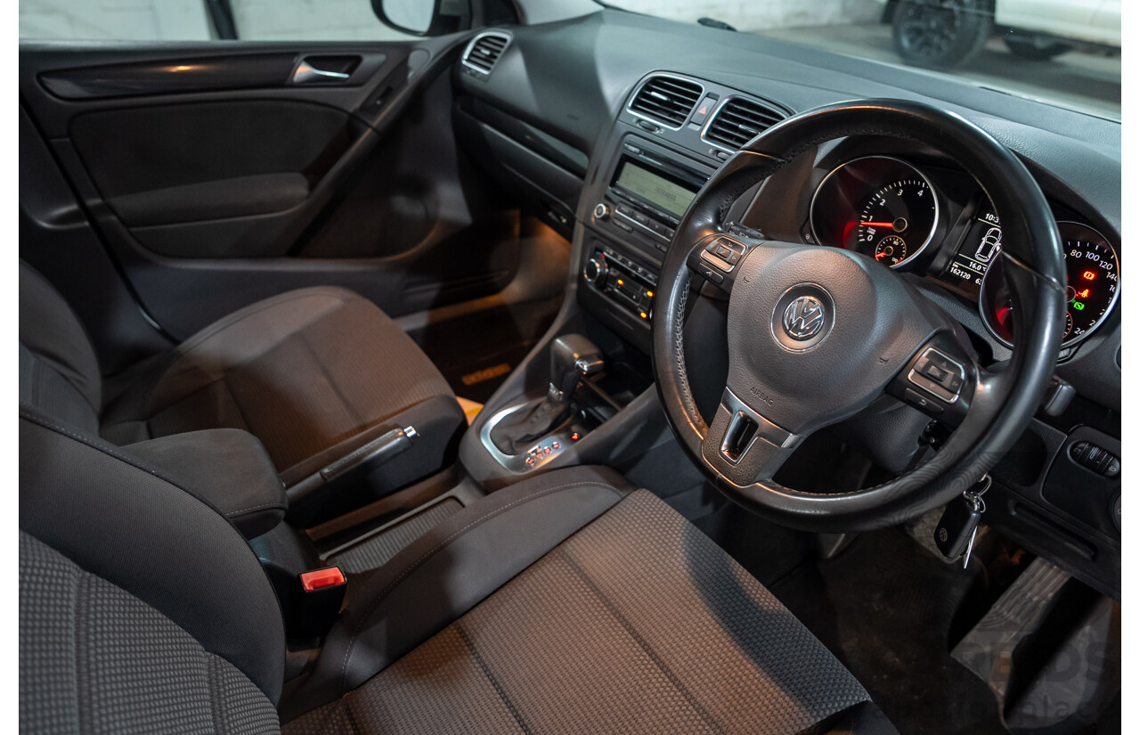 10/2009 Volkswagen Golf 118 TSI Comfortline 1K MY10 5D Hatchback Silver Twincharged 1.4L