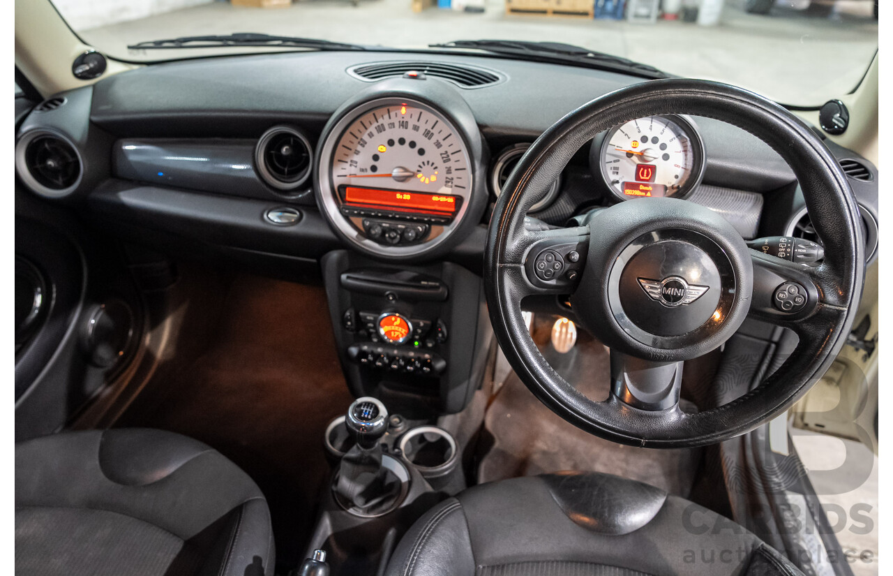 12/2010 Mini Cooper S R56 MY11 2d Hatchback Pepper White 1.6L