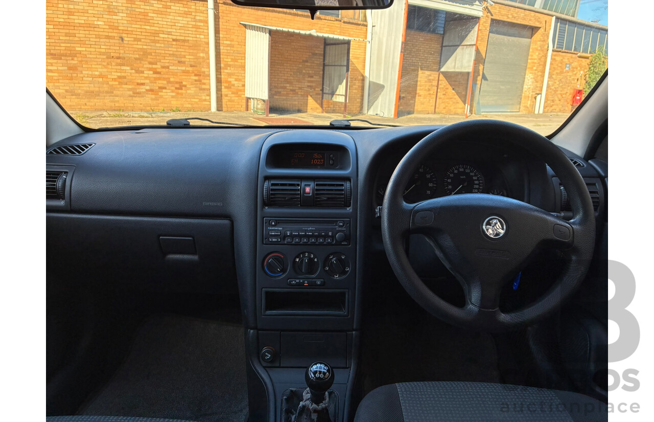 06/2005 Holden Astra Classic TS 5d Hatchback Blue 1.8L
