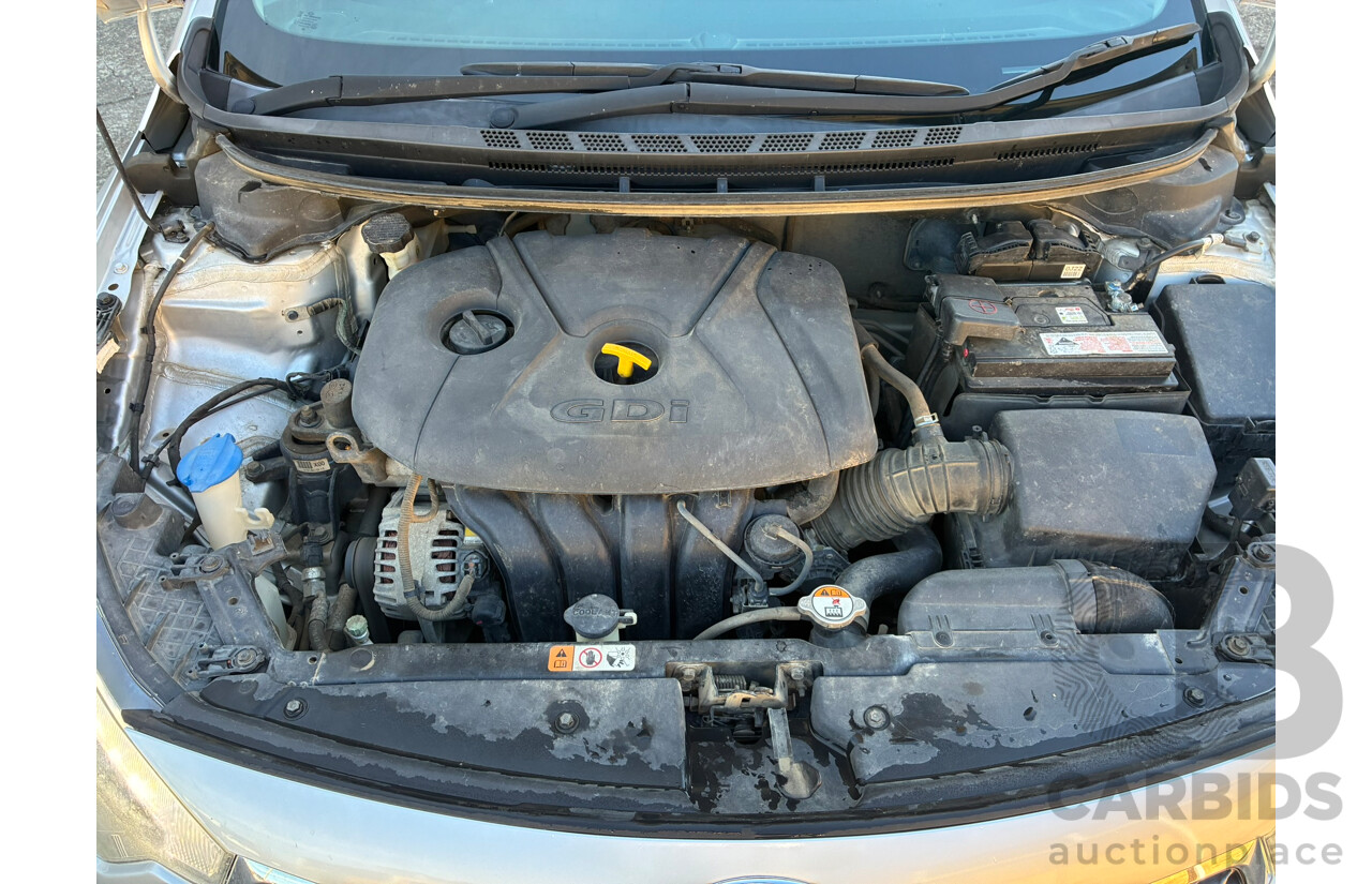 04/2015 Kia Cerato SLi FWD YD MY15 4D Sedan Silver 2.0L