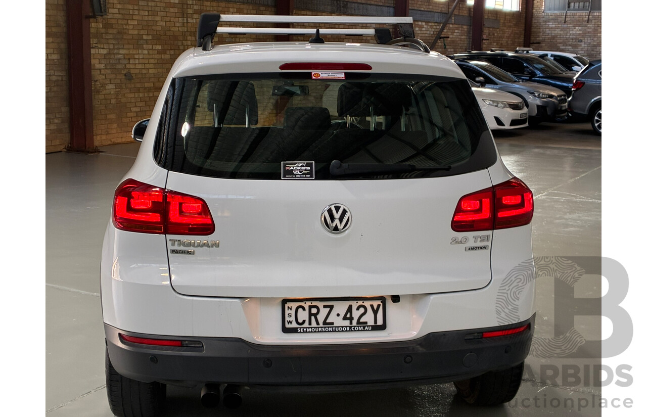 01/2014 Volkswagen Tiguan 132 TSI PACIFIC AWD 5NC MY14 4D Wagon White 2.0L
