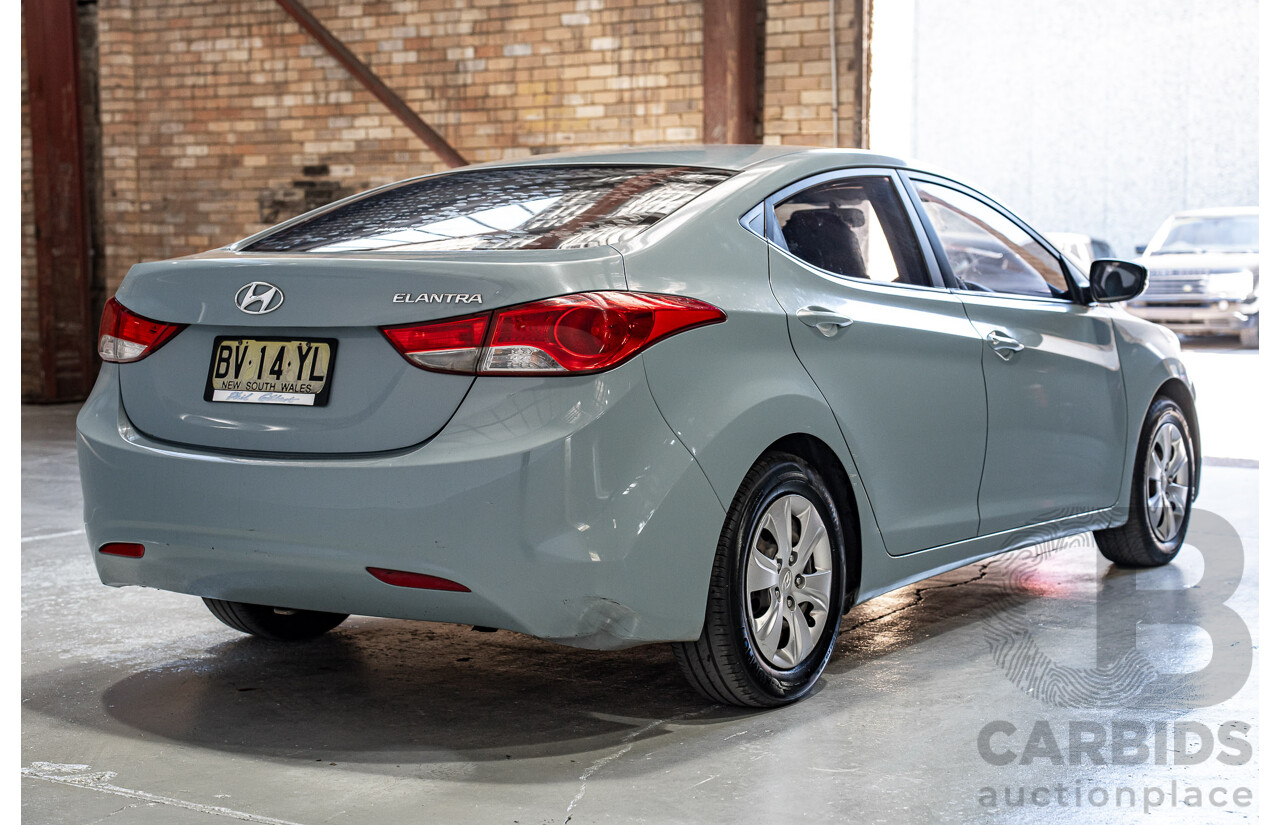 08/2013 Hyundai Elantra Active MD2 4d Sedan Blue 1.8L
