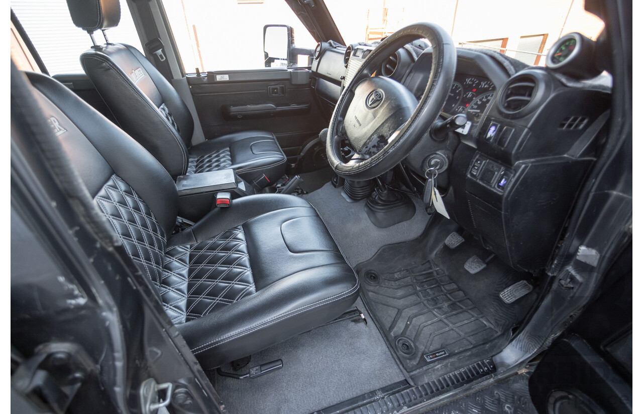 01/2014 Toyota Landcruiser GXL (4x4) VDJ79R MY12 Update Double C/Chas Magnetic Grey Turbo Diesel 4.5L