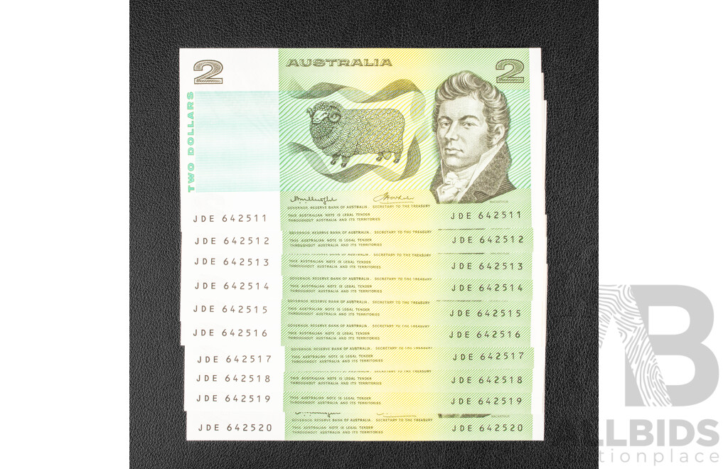 Ten Australian UNC 1974 Two Dollar Notes, Phillips/Wheeler R85 JDE 642511 - JDE 642520