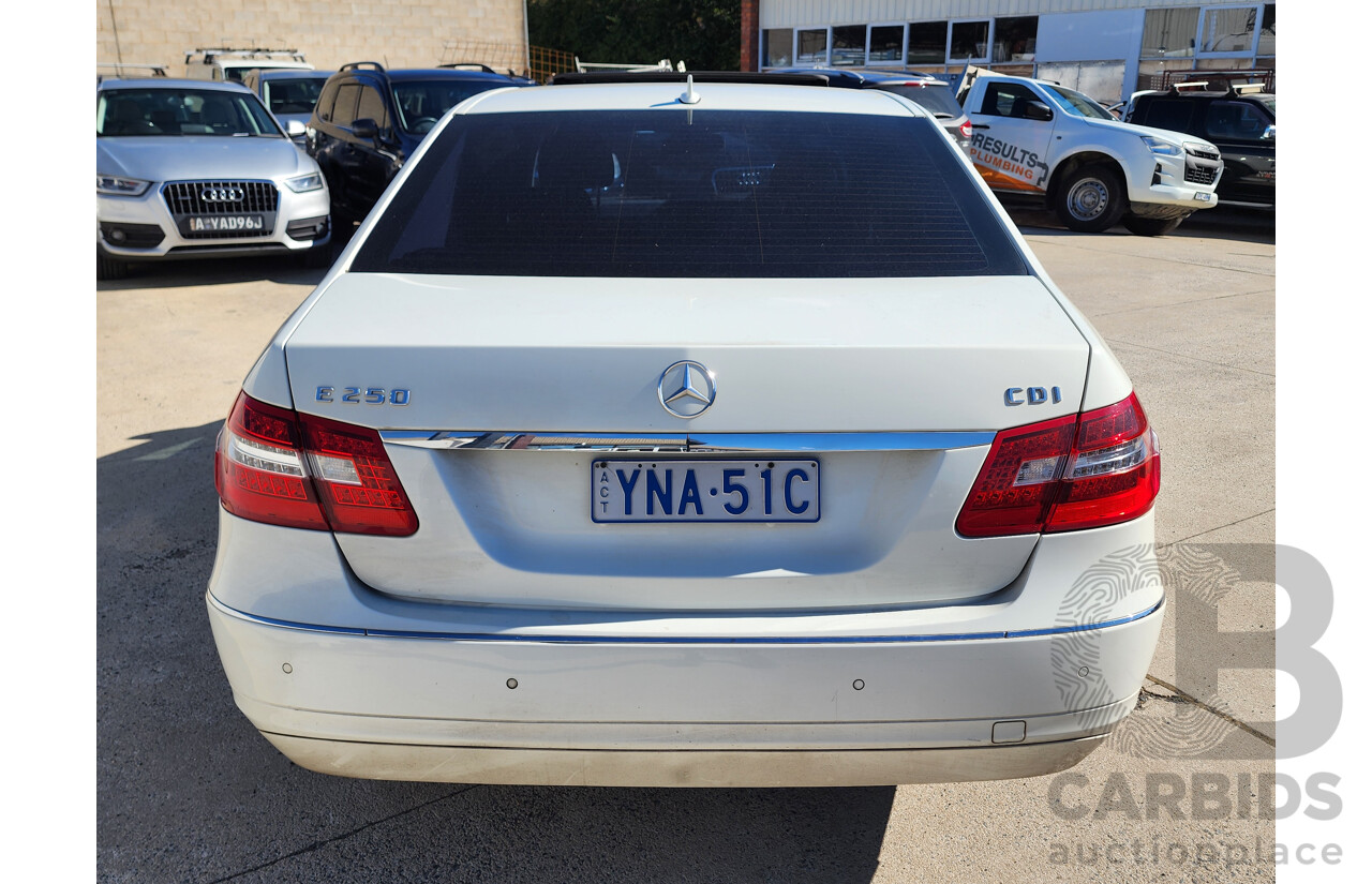 10/2009 Mercedes-Benz E250 CDI Avantgarde 212 4d Sedan White 2.1L