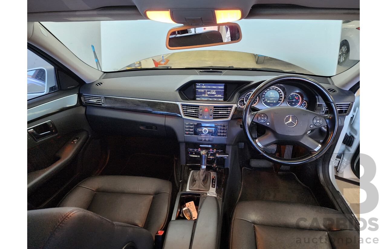 10/2009 Mercedes-Benz E250 CDI Avantgarde 212 4d Sedan White 2.1L